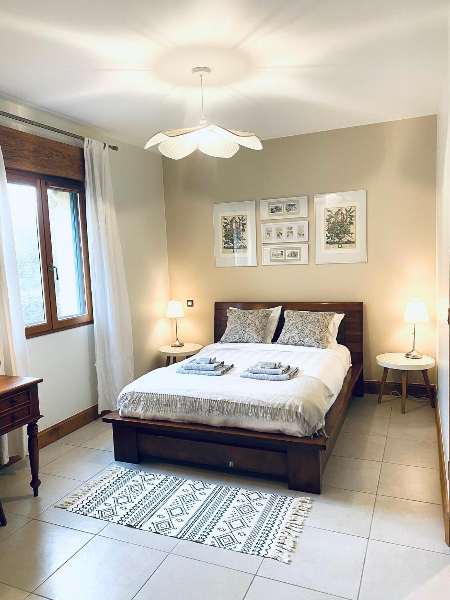 Le Hibou Heureux Bed & Breakfast Bézenac Eksteriør bilde