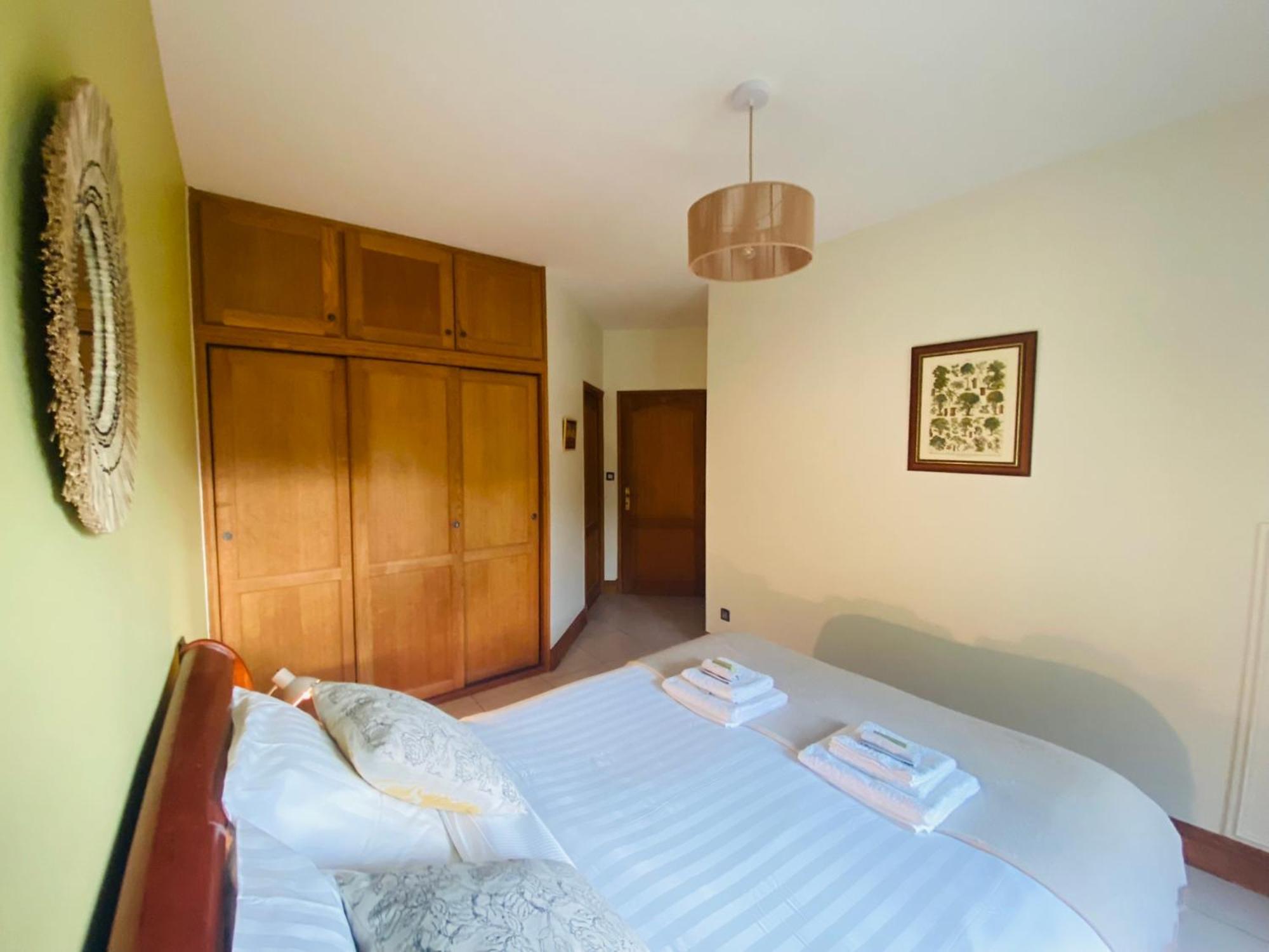 Le Hibou Heureux Bed & Breakfast Bézenac Eksteriør bilde