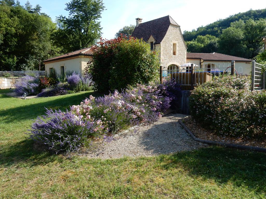 Le Hibou Heureux Bed & Breakfast Bézenac Eksteriør bilde